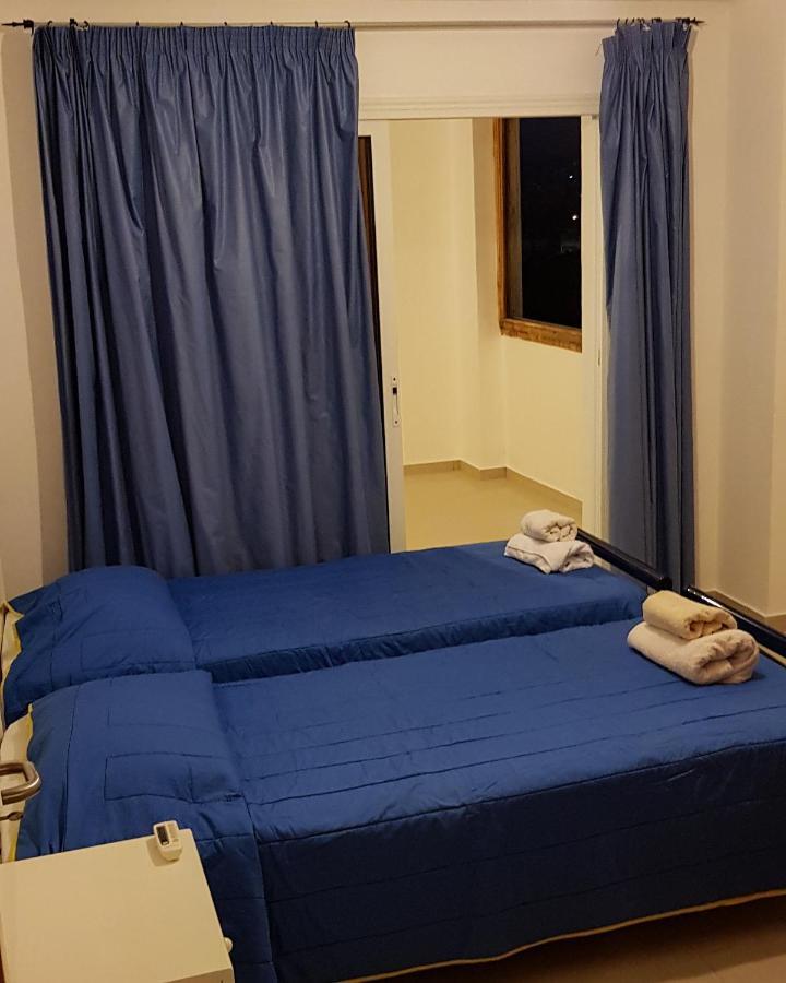 Appartement Galatia'S Court à Paphos Extérieur photo