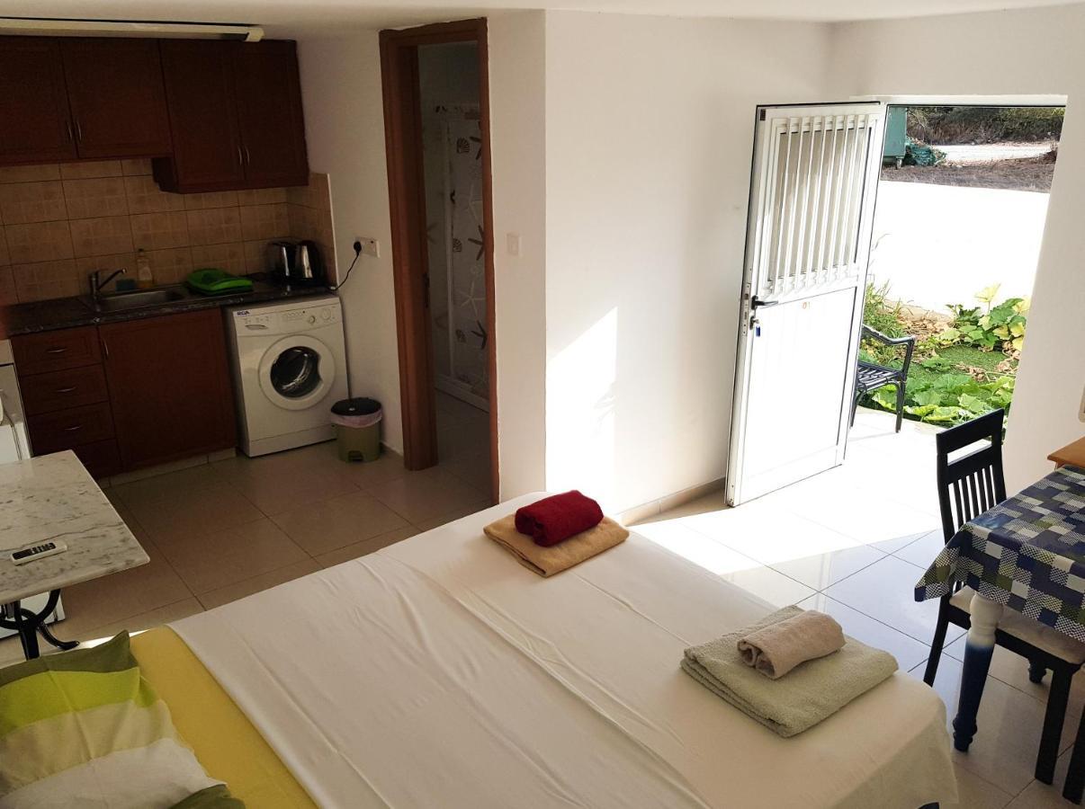 Appartement Galatia'S Court à Paphos Chambre photo