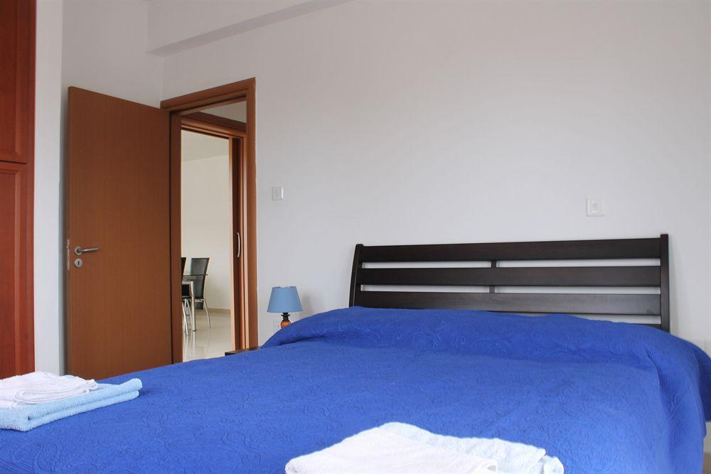 Appartement Galatia'S Court à Paphos Extérieur photo
