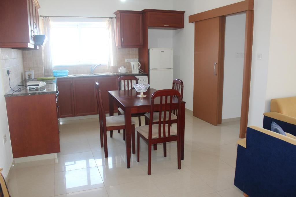 Appartement Galatia'S Court à Paphos Chambre photo
